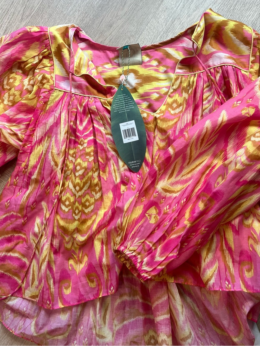 Farm Rio pink & Gold Ikat Peasant Blouse size small